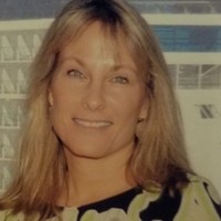 Salesforce Employee Heather Ramsdell's profile photo