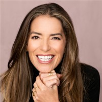 Divorce.com Employee Laura Wasser's profile photo