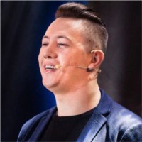Lucas Sander Email