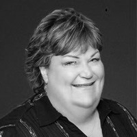 UMB Financial Corporation Employee Lori Wolfe's profile photo