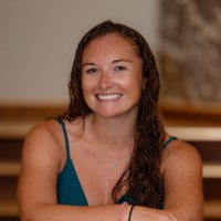 Lindsey Bennett Email & Phone Number