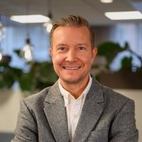Tobias Simolin Email & Phone Number