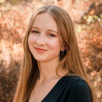 Eastside Research Associates Employee Emma Fightmaster's profile photo