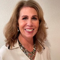 United Real Estate Employee Leslie Fleming's profile photo