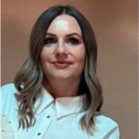 Anett Hegedus Email