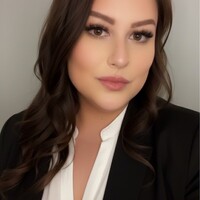 Wax Center Partners Employee Lauren Aguilar's profile photo