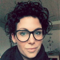 Mariann Zenobia Email