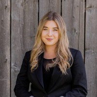 Karolina Kos Email