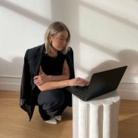 Alyx Lloyd Email