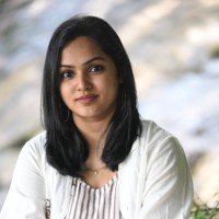 Oviya Balan Email