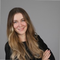 Julia Böttger Email