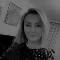 Anna Lesniak Email & Phone Number