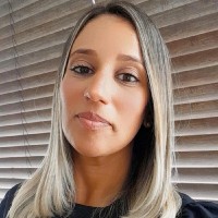 Luana Rocha Email
