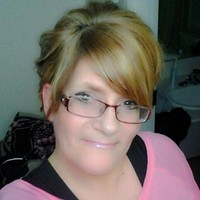 Sam and Louie's Employee Lynelle Pahl's profile photo