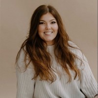 McKenzie Glinyany Email & Phone Number
