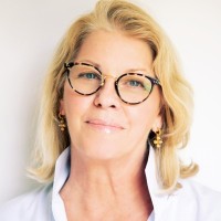 Smart Communications. Employee Deborah Andrews's profile photo