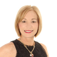 RedZone Realty Group Employee Pam Dionne's profile photo