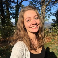 Julia Briggs Email & Phone Number