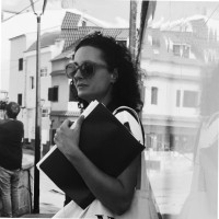 Elly de Schutter Email