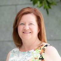 Geraldine Cummins Email