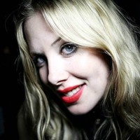 Email e telefono di Lucy Warwick