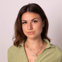 Anna Papa Email