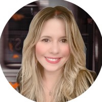 Paula Obando Email