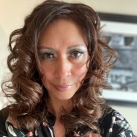 EIS Holdings, LLC Employee Lina Eavenson's profile photo