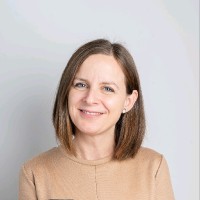 Ioana Muntean Email
