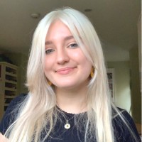 usheru Employee Rebecca English's profile photo