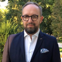 Lukasz Mikulski Email