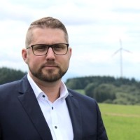 Maximilian Strobel Email