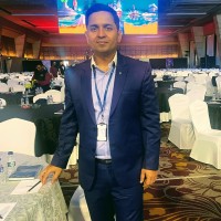 E-mail e número de telefone de Randhir Sharma