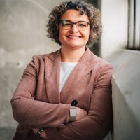 E-mail e número de telefone de Sabrina Dick