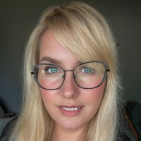 Danielle Snyder Email & Phone Number