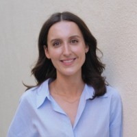 Isabelle Sinclair Email & Phone Number