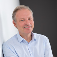 Peter Wöstmann Email