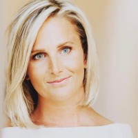 Manon Albers Email & Phone Number