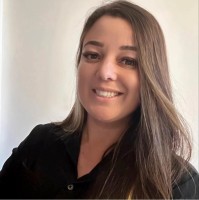 Fernanda Pedroso Email