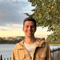 Thesis Care Employee Luis Serota's profile photo