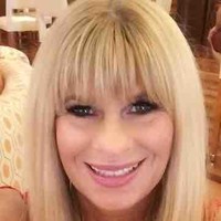 Nuskin distributor Employee Lynn Rhoads's profile photo