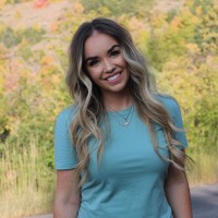 Blue Raven Solar Employee Rachel Avarell's profile photo