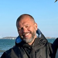 Alexander Schneevoigt Email