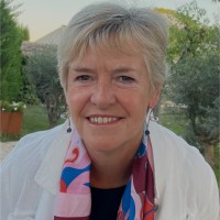 Topps Tiles Employee Denise Jagger's profile photo