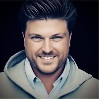 CrowdStrike Employee Michael Petronaci's profile photo