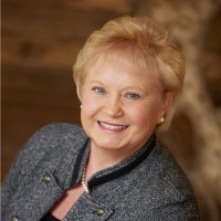 ViaQuest Hospice Employee Holly Campbell-Heinze's profile photo