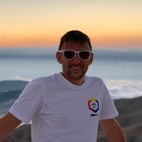 Ivan Usik Email