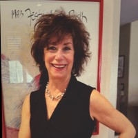 USC Marshall School of Business Employee Catherine Bindewald's profile photo