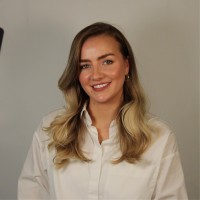 Art of Cloud - Salesforce Crest Partners Employee Claire Wallace's profile photo