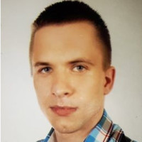 Piotr Winiarski Email